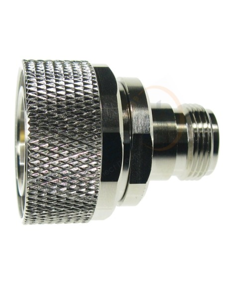 Adaptador coaxial RF 7-16 macho a tipo N hembra