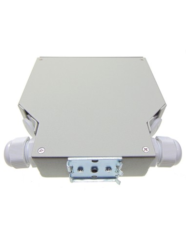 Caja F.O. para carril DIN 8 adaptadores LC Dúplex / SC Simplex. Vista trasera.